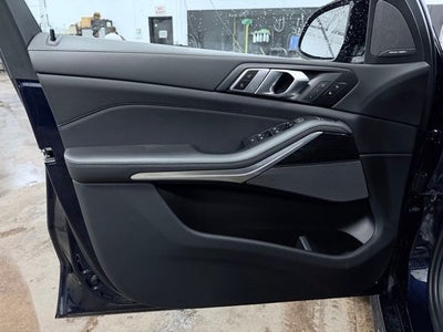 2024 BMW X5 M60i
