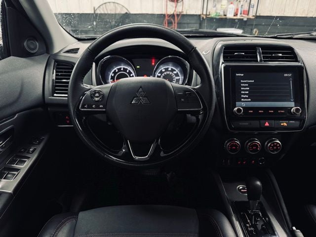 2024 Mitsubishi Outlander Sport Base