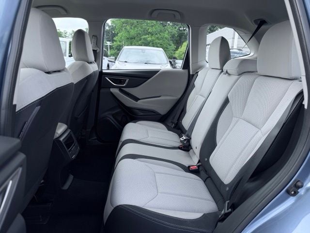 2023 Subaru Forester Base