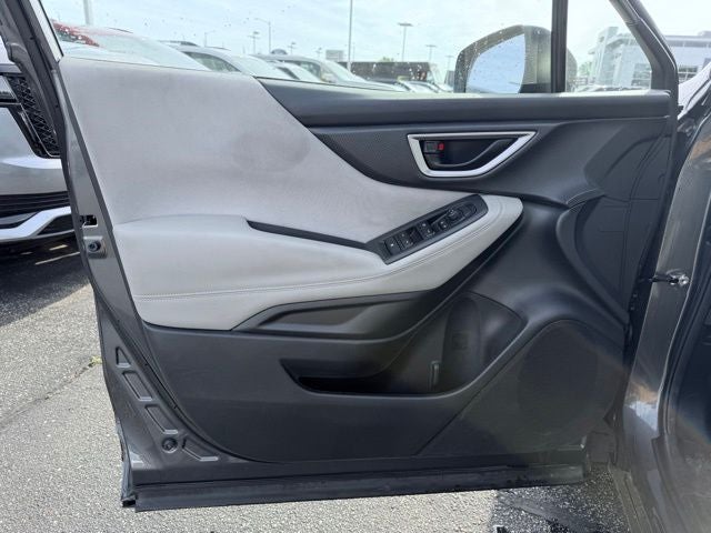 2023 Subaru Forester Base