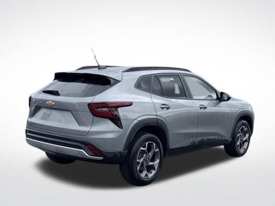 2025 Chevrolet Trax FWD LT