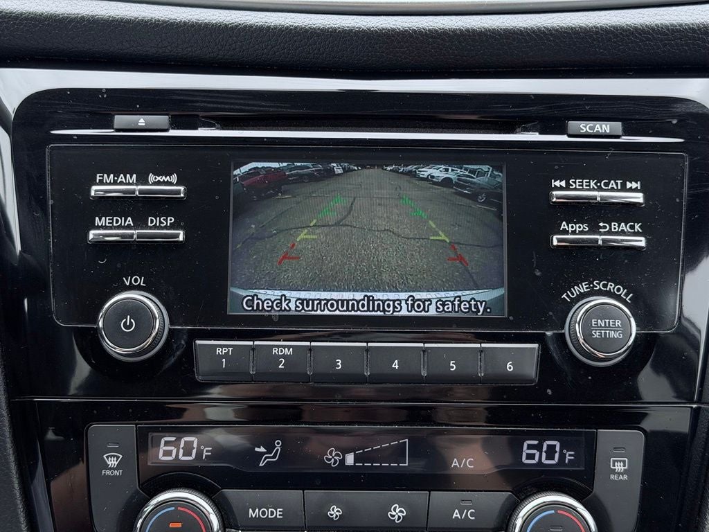 2015 Nissan Rogue SV