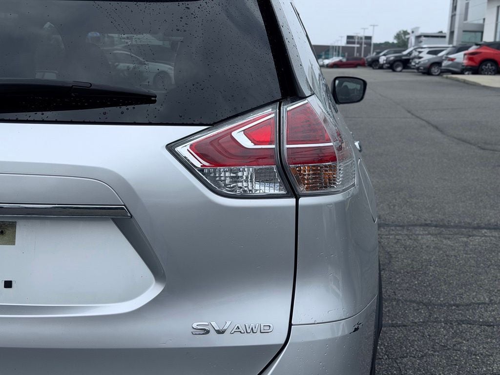 2015 Nissan Rogue SV