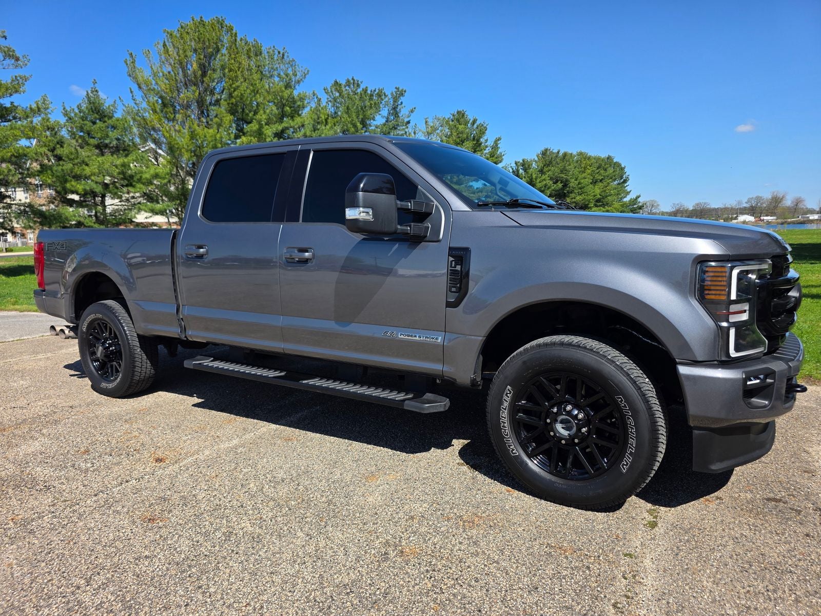 2021 Ford F-250SD Lariat