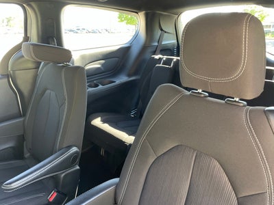2024 Chrysler Pacifica Touring