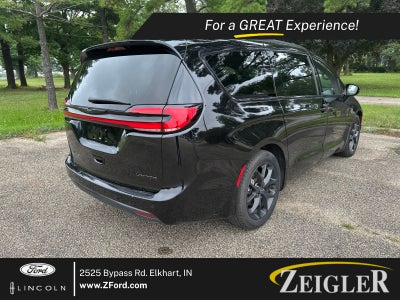 2025 Chrysler Pacifica Limited