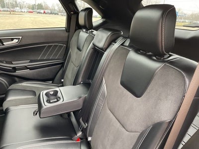 2022 Ford Edge ST
