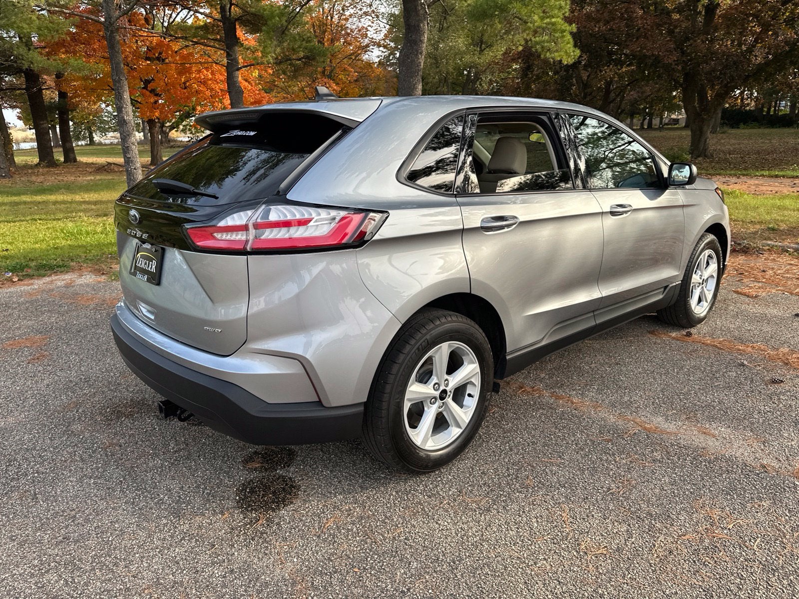 2023 Ford Edge SE