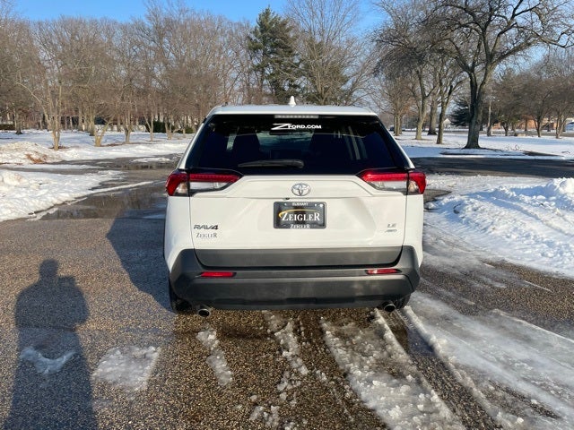 2024 Toyota RAV4 LE