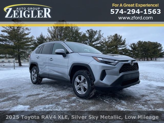 2025 Toyota RAV4 XLE