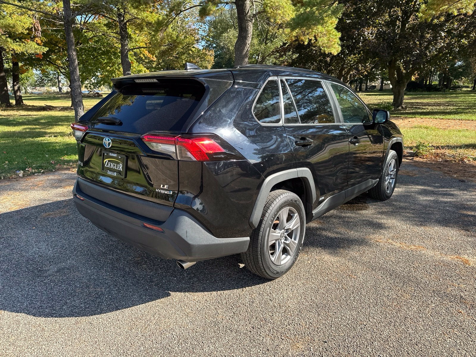 2022 Toyota RAV4 Hybrid LE