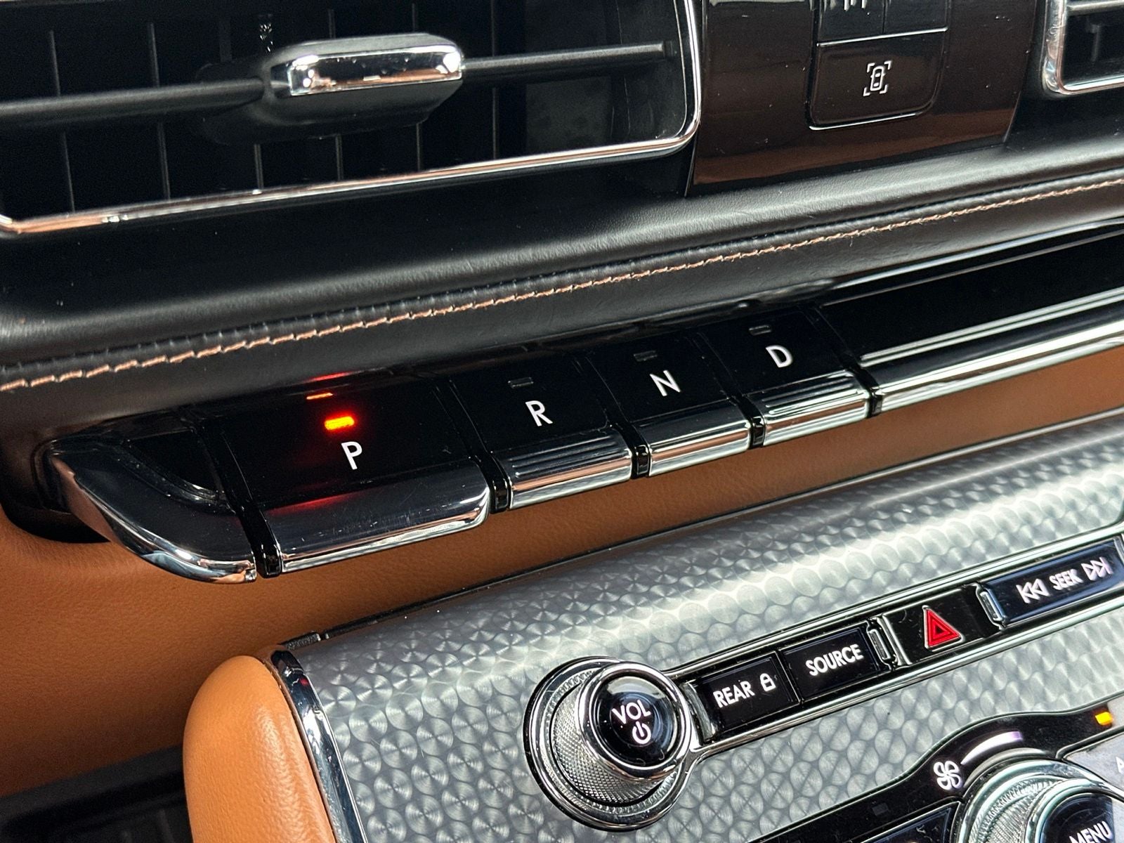 2024 Lincoln Aviator Black Label Premium