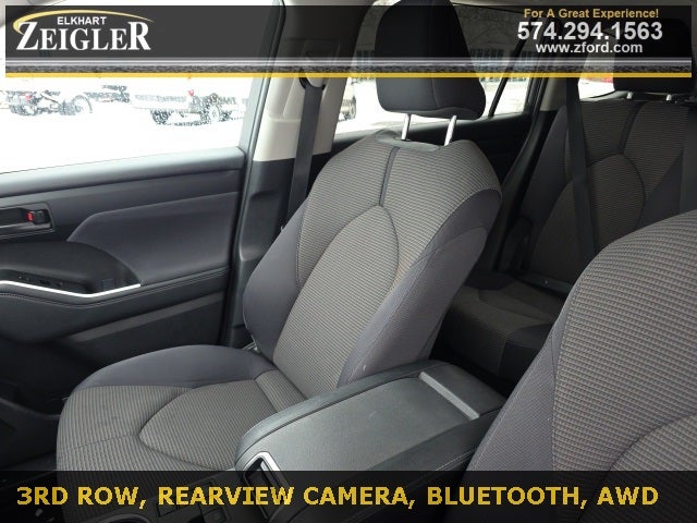 2024 Toyota Highlander LE