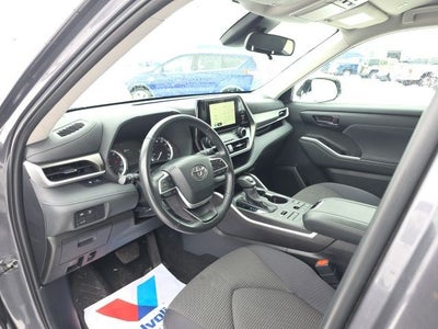 2024 Toyota Highlander LE