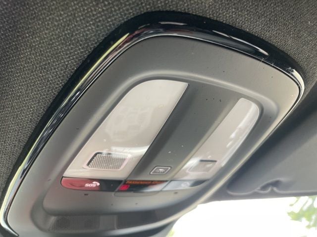 2023 Volvo XC40 B5 Core