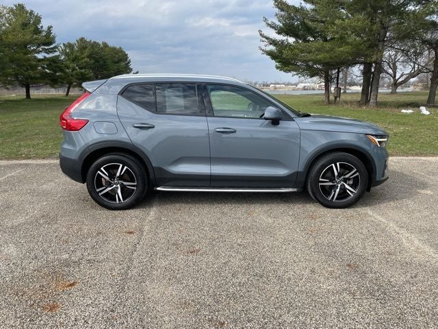 2023 Volvo XC40 B5 Core